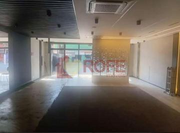 Comercial · 368m² · 3 Vagas · Prédio Comercial Reformado em Moema - 368 m², 10 Salas e 3 Vagas