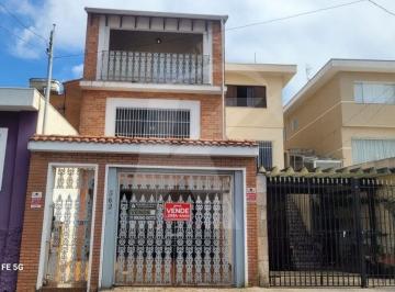 Casa · 172m² · 3 Quartos · 3 Vagas · Sobrado á venda de 172m de área construída na Vila Gustavo.