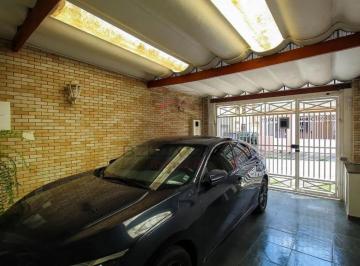 Casa · 158m² · 3 Quartos · 1 Vaga · Casa à venda com 158m², 3 quartos e 1 vaga