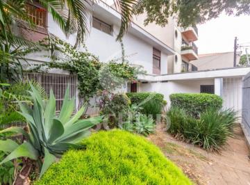 Casa · 162m² · 3 Quartos · 3 Vagas · Casa á Venda no Campo Belo com 162m², 3 quartos sendo 1 suíte, 3 vagas.