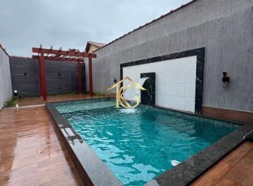 Casa · 111m² · 2 Quartos · 5 Vagas · Casa A Venda piscina 2 quartos 1 suíte reformada 5 vagas de garagem Aviação PG