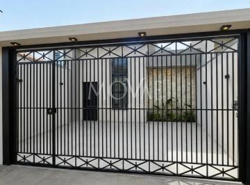 Casa · 90m² · 3 Quartos · 2 Vagas · Casa Térrea Moderna à Venda na Zona Sul de São José dos Campos | 3 Quartos | Suíte com Closet | Área