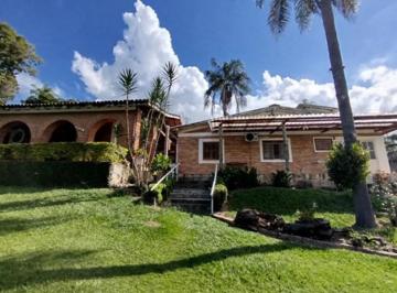 Casa · 70m² · 5 Quartos · 20 Vagas · CHÁCARA NO GUACURI COM 3 CASAS EM ITUPEVA / SP