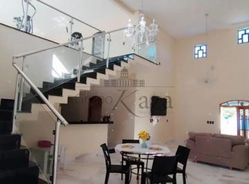 Rural · 900m² · 3 Quartos · Chácara - Sítios de Recreio Mantiqueira - Caçapava - 3 Dormitórios - 900m².