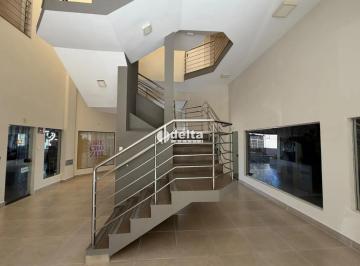 Comercial · 27m² · Sala disponível para locação no bairro Centro em Uberlândia-MG