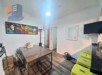 Apartamento · 68m² · 2 Quartos · 1 Vaga · Cobertura Reformada | Lado Praia | Região Restaurantes!