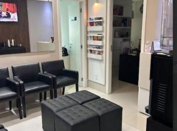 Comercial · 50m² · 1 Vaga · Complexo Madeira - Sala Comercial para Locação no Complexo Madeira – Alphaville | 50 m² | Mobiliada