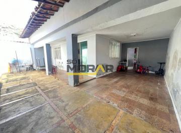 Casa · 200m² · 3 Quartos · 1 Vaga · Casa a Venda 03 Quartos com mais Duas Ediculas!