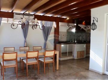 Casa · 125m² · 2 Quartos · 2 Vagas · Casa para alugar em Jardim Botânico de 125.00m² com 2 Quartos, 2 Suites e 2 Garagens