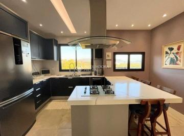 Apartamento · 184m² · 4 Quartos · 2 Vagas · Cobertura com vista para o mar no bairro João Paulo - Florianópolis
