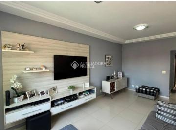Casa · 134m² · 3 Quartos · 2 Vagas · Sobrado com Planejados, 03 quartos (01 suíte) Fino acabamento, 02 Vagas
