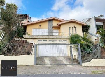 Casa · 395m² · 5 Quartos · 2 Vagas · casa com 525 m2 de terreno , casa área construída 395 m2 de área, com 05 dormito