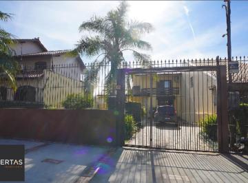 Casa · 108m² · 2 Quartos · 3 Vagas · Casa com Piscina - no Partenon