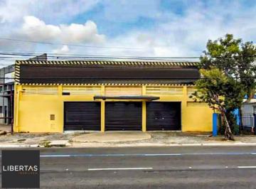Comercial · 608m² · 2 Quartos · 3 Vagas · Pavilhão desocupado com 608m² privativo