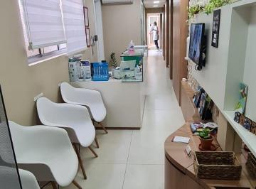 Comercial · 58m² · 1 Quarto · Consultório Odontológico Completo e Equipado – 75 m²