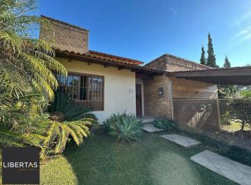 Casa · 258m² · 3 Quartos · 2 Vagas · Viva com Exclusividade em um dos Melhores Condomínios de Viamão
