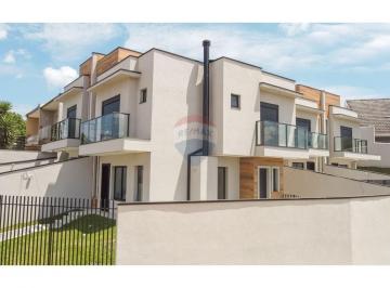 Casa · 104m² · 3 Quartos · 3 Vagas · Sobrado Novo no Atuba com 3 Quartos, Suíte 104m²