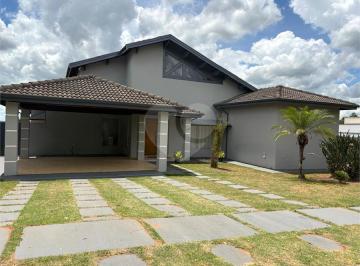 Casa · 241m² · 3 Quartos · 6 Vagas · Condomínio com 3 quartos à venda em Chácara gerson ferrielo - SP