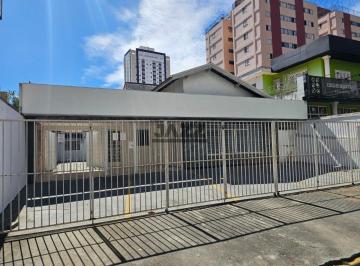 Comercial · 206m² · 4 Vagas · Casa Comercial de 305 m² à Venda no Jardim São Dimas - São José dos Campos .