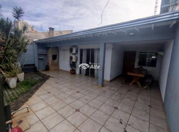 Casa · 90m² · 2 Quartos · 1 Vaga · LOCAÇÃO | Casa, com 2 dormitórios em Zona 08, Maringá