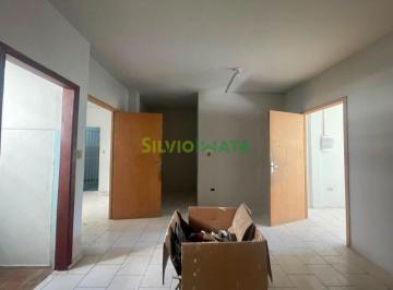 Comercial · 45m² · 3 Quartos · LOCAÇÃO | Sala/Salão, com 3 dormitórios em Zona 01 Centro, Maringá