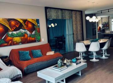 d61d3ab2b958372c90d94f3e341f3e4caee7420d · Venda | Apartamento Alto Padrão semi mobiliado com Terraço, 3 quartos e 2 vagas de garagem - No Cent