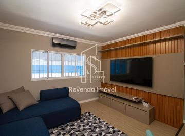 Casa · 240m² · 3 Quartos · 2 Vagas · CAMPO BELO - CASA ASSOBRADADA COM 240M², 3 DORMITÓRIO, 1 SUITE E 4 BANHEIROS.