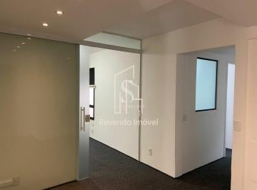 Photo 1 · Conjunto comercial dividido em 6 salas, ar condicionado, copa e depósito.