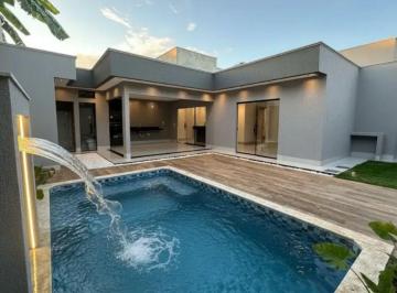 Casa de 3 quartos, São Paulo · Casa de 240 m² com 3 quartos à venda no Capão Redondo