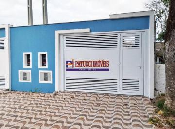 Casa · 2 Quartos · 2 Vagas · Casa com Piscina a Apenas 500 Metros do Mar em Mongaguá