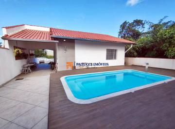 Casa · 318m² · 3 Quartos · 3 Vagas · Casa com Piscina e Edícula em Condomínio Fechado em Peruíbe.