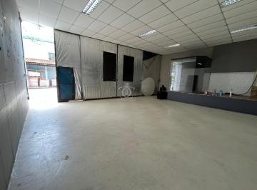 202512221705097679.jpeg · Salão Comercial para Locação em Mauá, Jardim Maringá, 2 banheiros