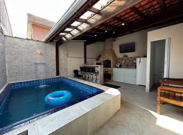 Casa · 95m² · 3 Quartos · 1 Vaga · Casa Astúrias com piscina e churrasqueira