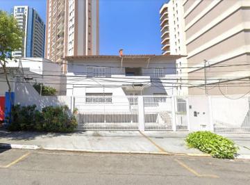 Comercial · 300m² · 1 Quarto · 5 Vagas · Casa comercial na Rua José dos Santos Júnior, 68 • 300 m²