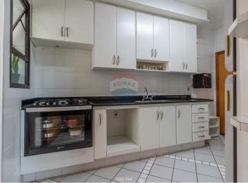 Código do Imóvel: CM1939075-3 - Imóvel anunciado por RE/MAX AZZO - CRECI 032900J · Apartamento para venda em Santa Cruz de 153.73m² com 3 Quartos e 1 Suite