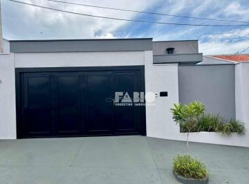Casa · 137m² · 4 Quartos · 3 Vagas · Casa para venda em Conjunto Habitacional São Deocleciano de 137.00m² com 4 Quartos, 1 Suite e 3 Gara