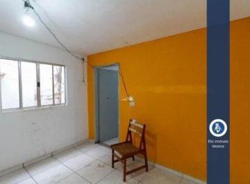 Comercial · 150m² · Galpão na Quarta Parada, 150m², 3 Banheiros