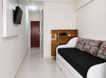 Apartamento · 68m² · 1 Quarto · 1 Vaga · Quato e Sala ao lado do Colégio Jesuitas