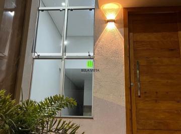 Casa · 150m² · 3 Quartos · 2 Vagas · Casa Moderna com 3 Quartos, Suíte com Closet e Espaço Gourmet no Bairro Lundcea