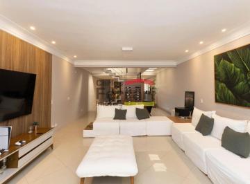 Casa · 295m² · 4 Quartos · 7 Vagas · Sobrado de 4 suítes, piscina, no Tremembé.