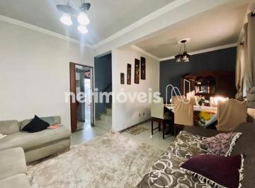 Sala · Casa á venda com 3 quartos, 1 suíte e 3 vagas de garagem no São João Batista,