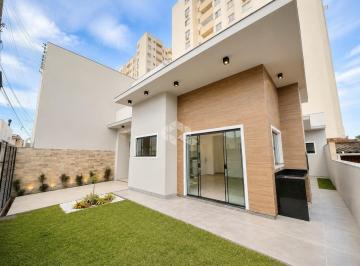 Casa · 100m² · 3 Quartos · 2 Vagas · Casa com 3 sendo 1suíte quartos à venda na Servidão Catarina Muller, Areias, São José