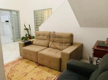 Casa · 180m² · 4 Quartos · 2 Vagas · Oportunidade - Casa - Vila Paiva - 4 Dormitórios - 180m².