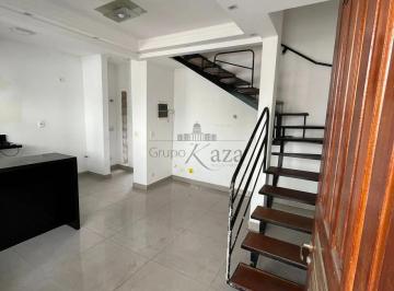 Casa · 64m² · 2 Quartos · 2 Vagas · Oportunidade - Casa - Condomínio Vila do Bosque - Jardim da Granja - 2 Dormitóri