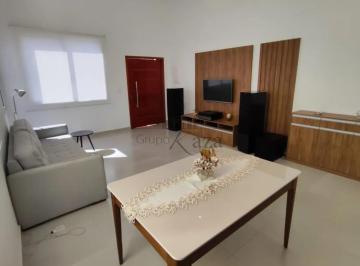 Casa · 140m² · 3 Quartos · 2 Vagas · Oportunidade - Casa Condomínio - Caçapava - Condomínio Terras do Vale - Bairro d