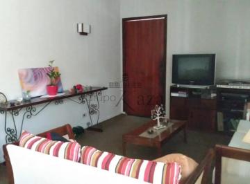 Casa · 204m² · 3 Quartos · 2 Vagas · Oportunidade - Casa Térrea - Centro - 3 Dormitórios - 204m² - Estuda Permuta