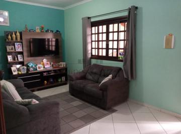 Casa · 129m² · 2 Quartos · 2 Vagas · Casa Padrão em Caçapava