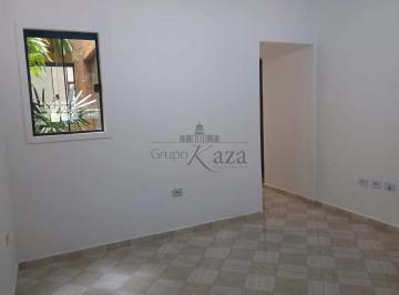 Casa · 170m² · 2 Quartos · 3 Vagas · Oportunidade - Casa - Jardim Santa Júlia - 2 Dormitórios - 220m².