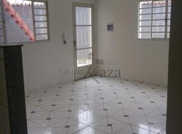Casa · 200m² · 2 Quartos · 3 Vagas · Casa Padrão em Caçapava