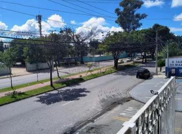 Comercial · 195m² · Casa com 2 Pontos Comerciais e 4 Salas Comerciais - Jardim Imperial - 195m² - Es